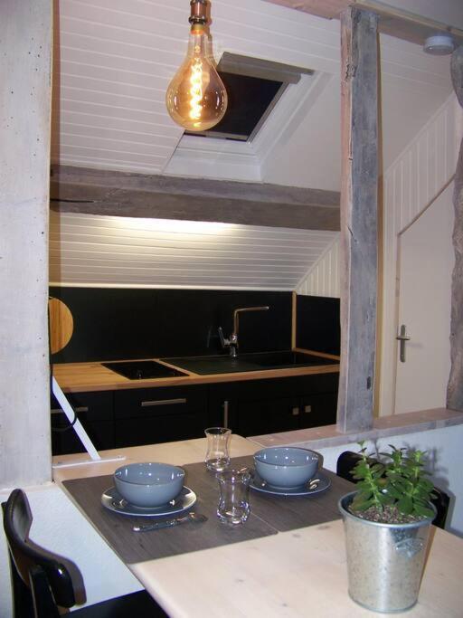 Rennes: Studio 4 Couchages, Proche Commerces, Bus. Buitenkant foto